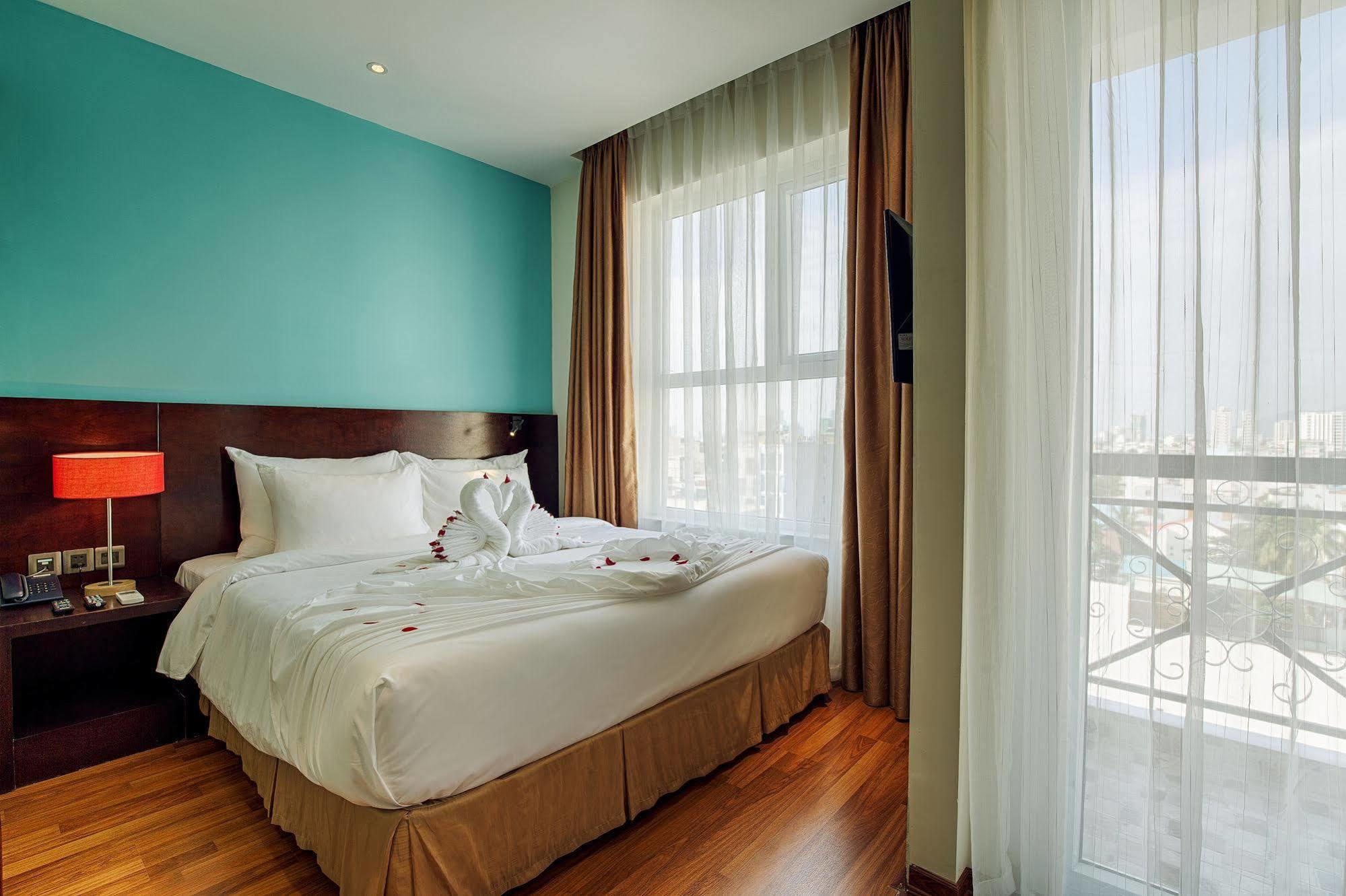 Sofia Suite Hotel Danang Eksteriør bilde