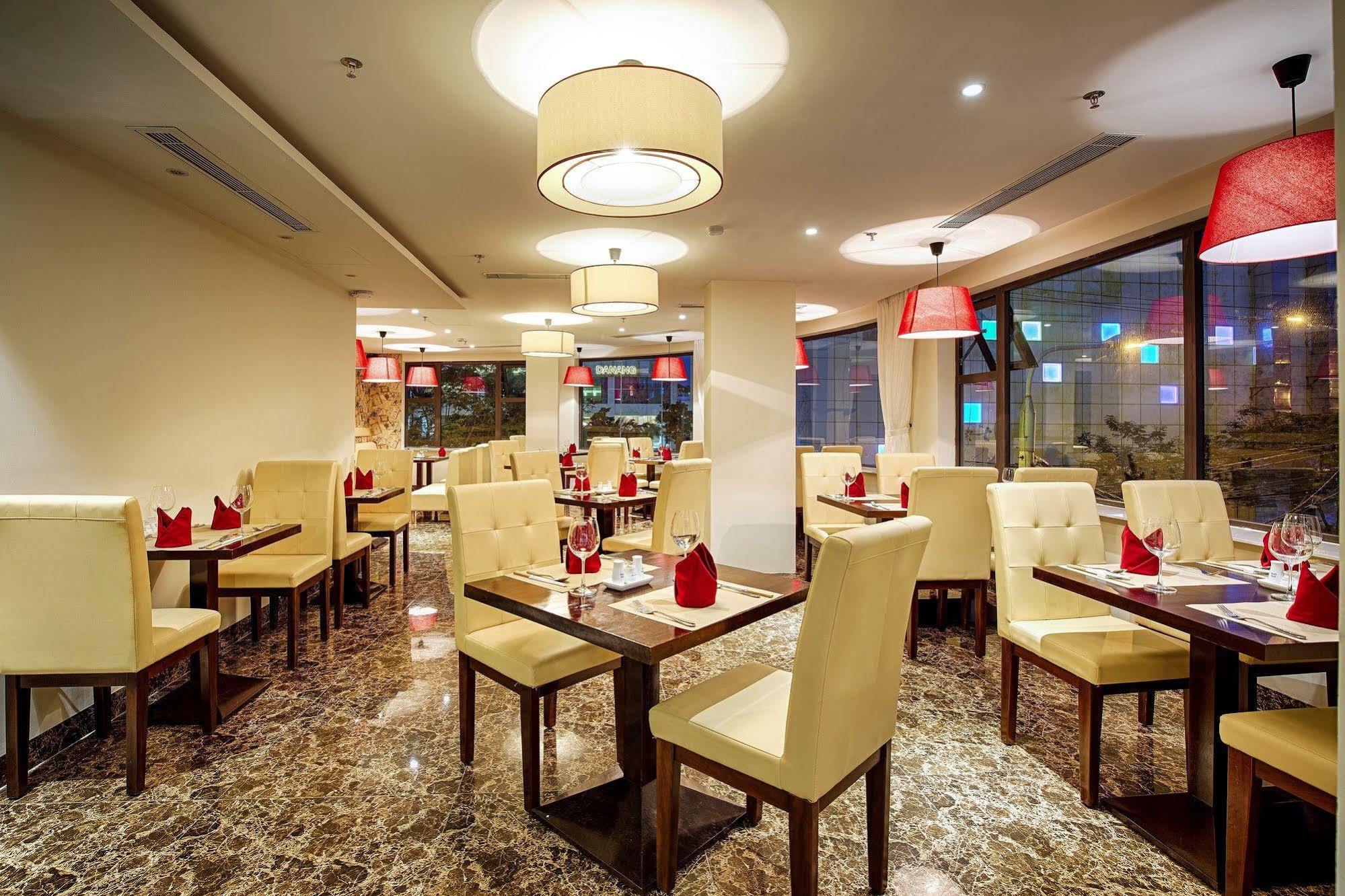 Sofia Suite Hotel Danang Eksteriør bilde